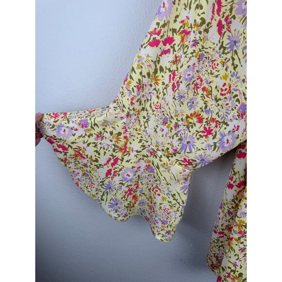 So Beautiful, The Pioneer Woman Floral Blouse, Excellent Condition! 🩷 - Picture 3 of 10